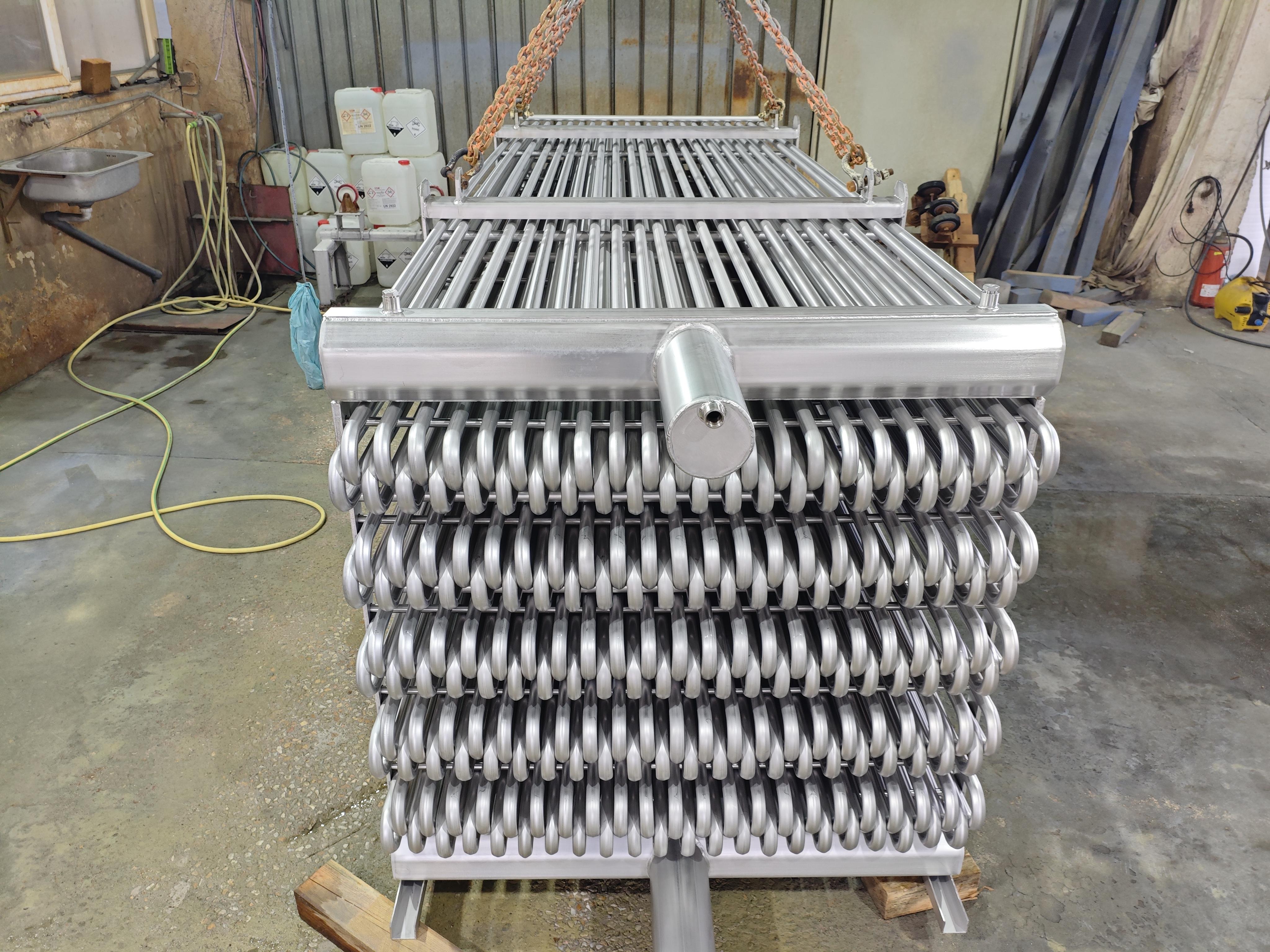 - Паро & Ко ООД