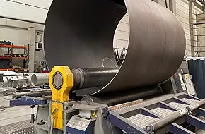 Четиривалова огъваща машина